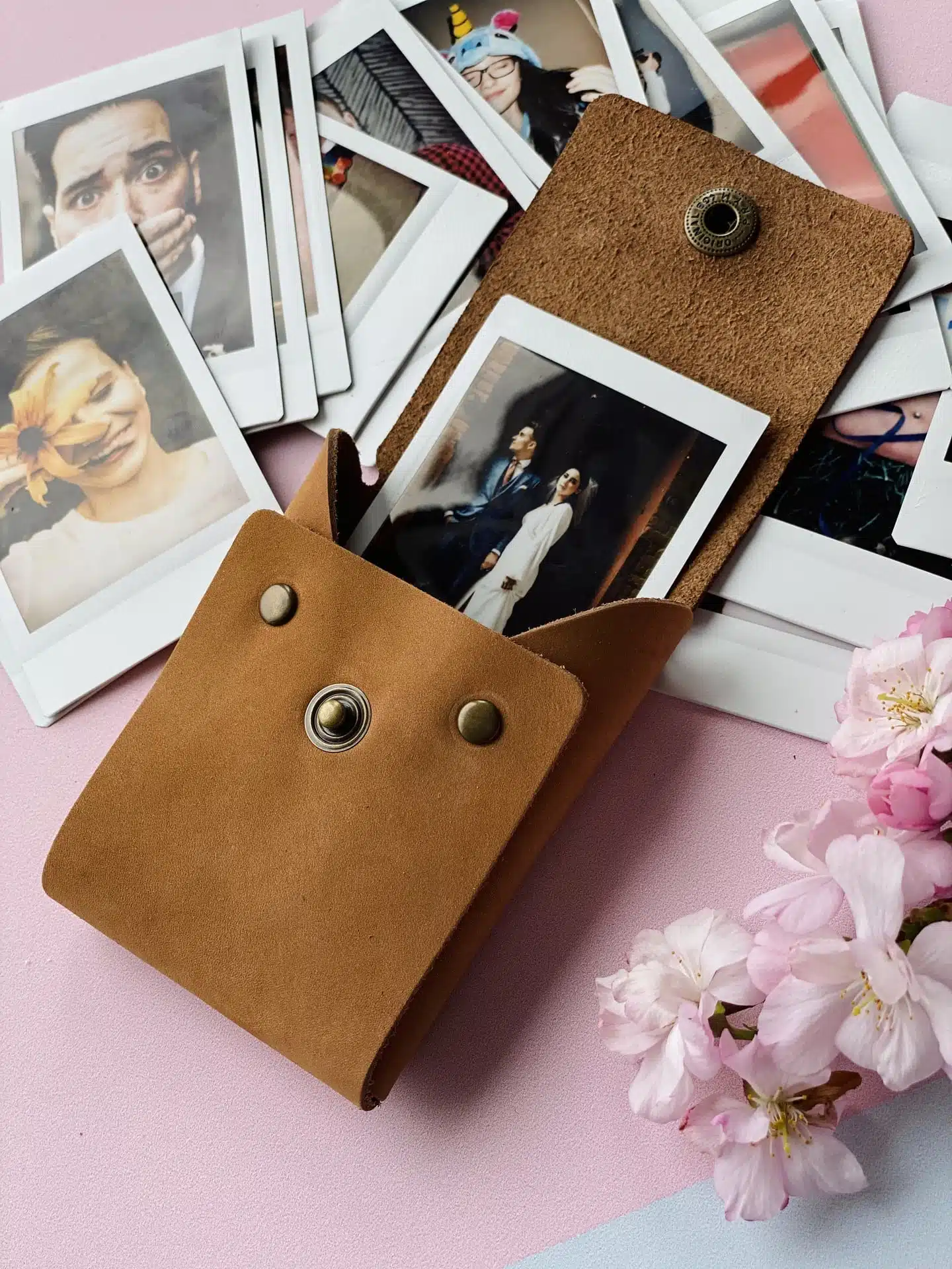 Instax Leather | button closing | size Instax Mini | 8.6×5.4cm | 3.4×2.1″ | real leather envelope for instax prints | handmade polaroid pouch