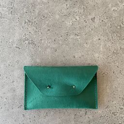 Simple Velvet | button closing | size L | 15x23cm | 6×9″ | vegan fabric envelope for prints | handmade photography pouch