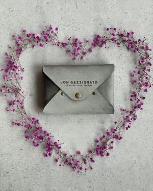 Wild Velvet pouch with button for 5×7″ prints