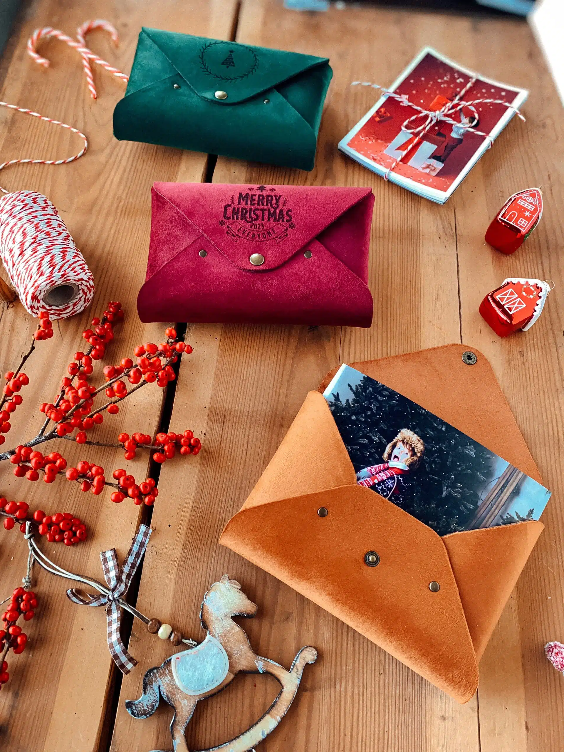 Christmas Velvet Envelopes for 5×7 inch prints: Infuse Your Holiday Memories with Cozy Velvet Elegance | The Ultimate Festive Keepsake